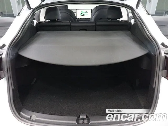 Tesla Model Y id 2713801 из Кореи 9