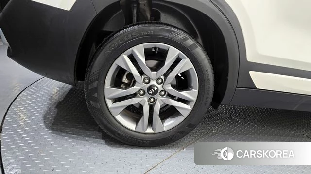 Kia Seltos id 4250792 из Кореи 25