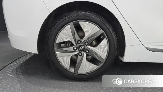 Hyundai The New Ionic Hybrid id 3626978 из Кореи 15