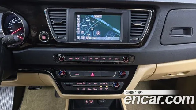 Kia The New Carnival id 2551694 из Кореи 15