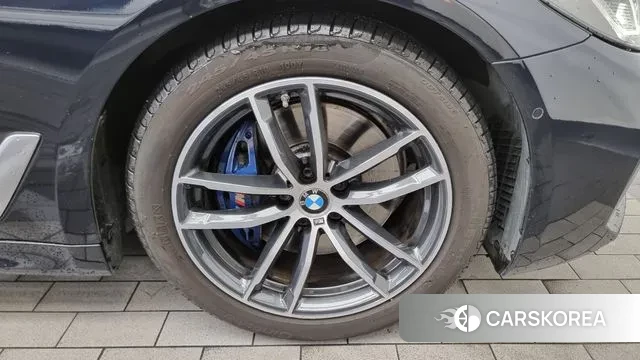 BMW 5 Series (G30) id 3165636 из Кореи 15