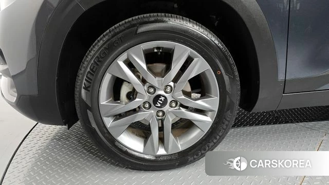 Kia Seltos id 4324983 из Кореи 25