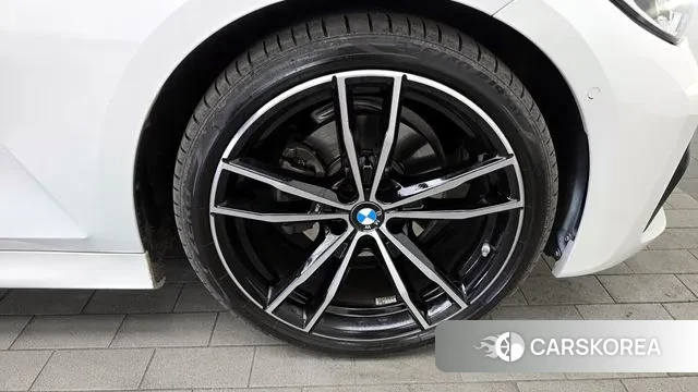 BMW 3 Series (G20) id 3452890 из Кореи 15