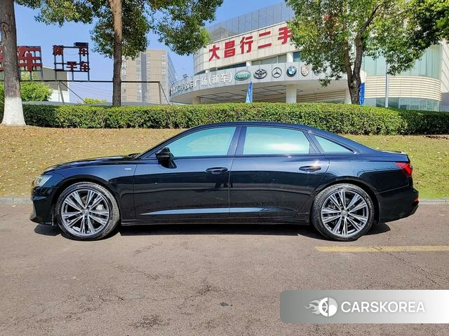 Audi A6L 2021 Черный из Китая, фото 5