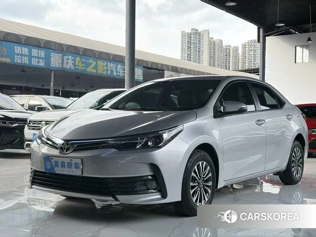Toyota Corolla 2019 Серебристо-серый из Китая, фото 5