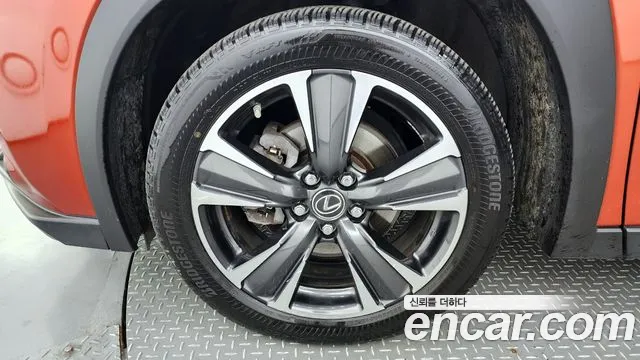 Lexus UX250h id 2658206 из Кореи 15