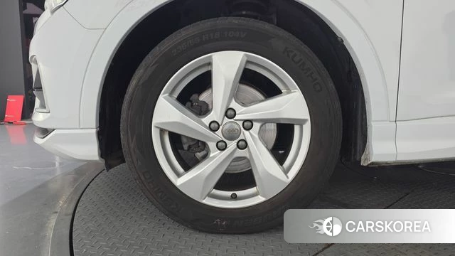 Audi Q3 (F3) id 4614681 из Кореи 15