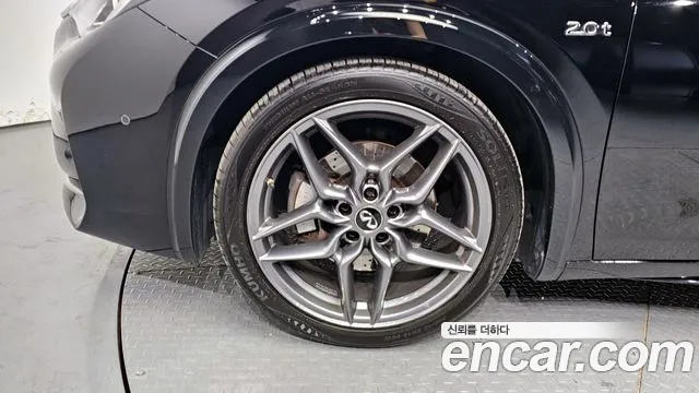 Infiniti Q30 id 2687649 из Кореи 15