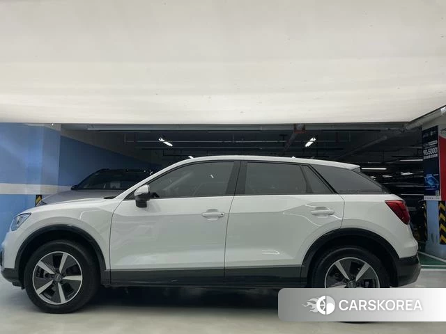 Audi Q2L e-tron id 4374526 из Китая 18