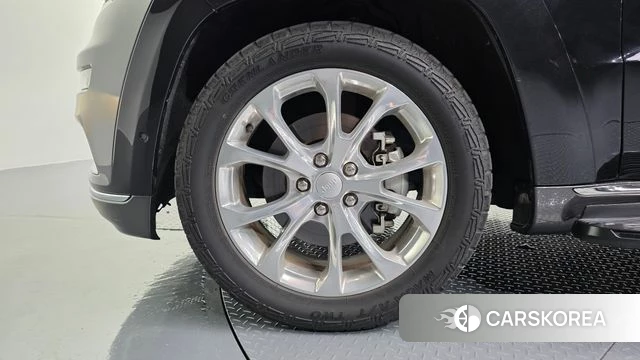 Jeep Grand Cherokee id 4464264 из Кореи 31