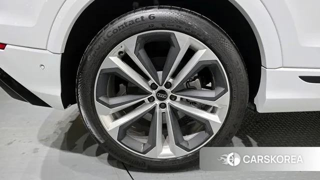 Audi Q8 (4M) id 3575860 из Кореи 15