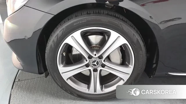 Mercedes-Benz E-Class W213 id 3622207 из Кореи 15
