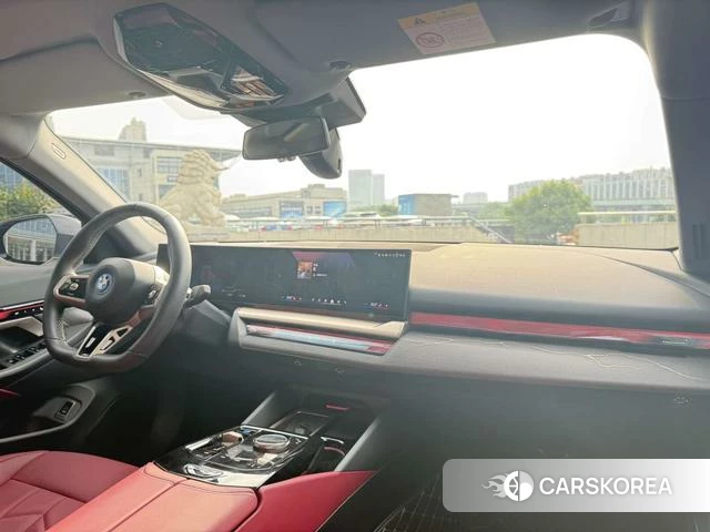 BMW i5 id 4353123 из Китая 15