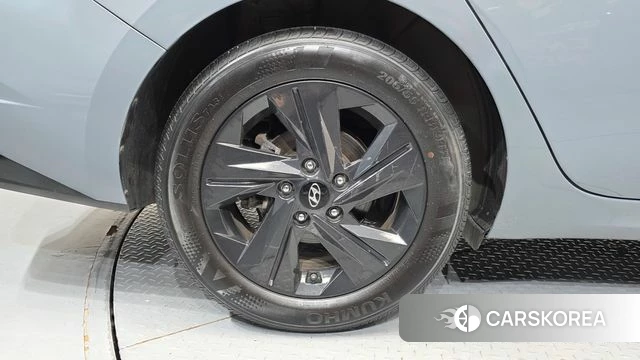 Hyundai Avante Hybrid (CN7) id 4534354 из Кореи 25