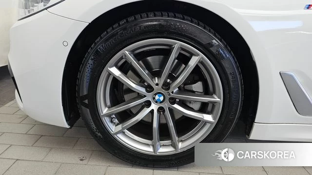 BMW 5 Series (G30) id 4496038 из Кореи 34