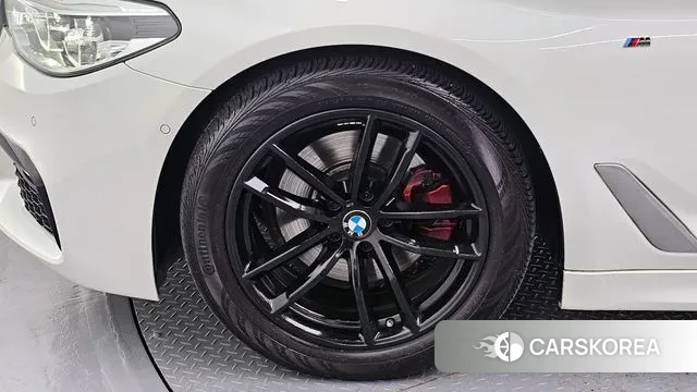 BMW 5 Series (G30) id 2891191 из Кореи 15