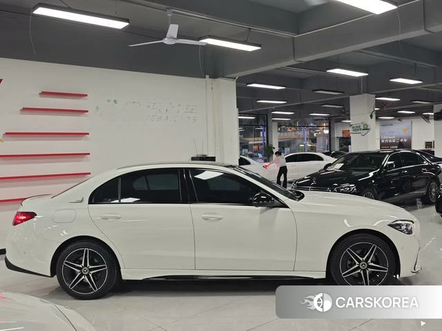 Mercedes-Benz Class C id 4380644 из Китая 13