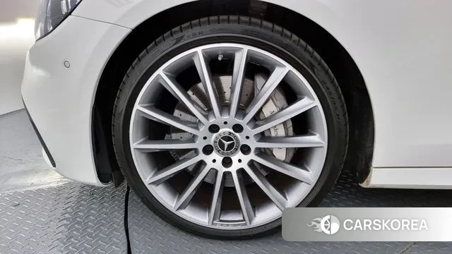 Mercedes-Benz E-Class W213 id 2853355 из Кореи 15