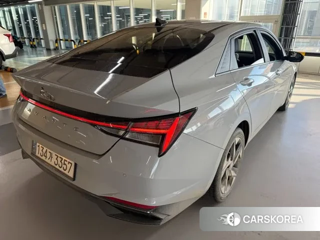 Hyundai Avante (CN7) 2020 Светло-серебряный цвет из Кореи, фото 5