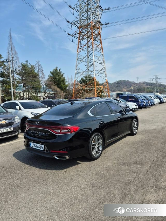 Hyundai Grandeur IG id 3829081 из Кореи 12