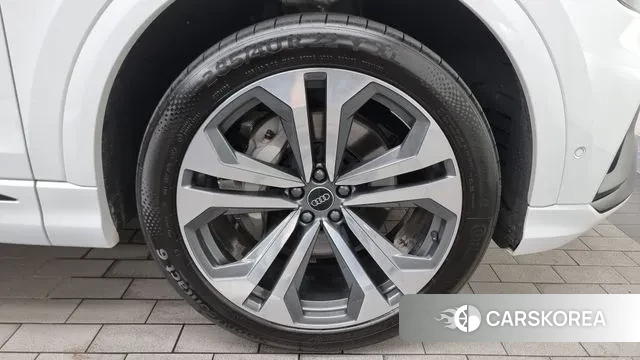 Audi Q8 (4M) id 2983984 из Кореи 15