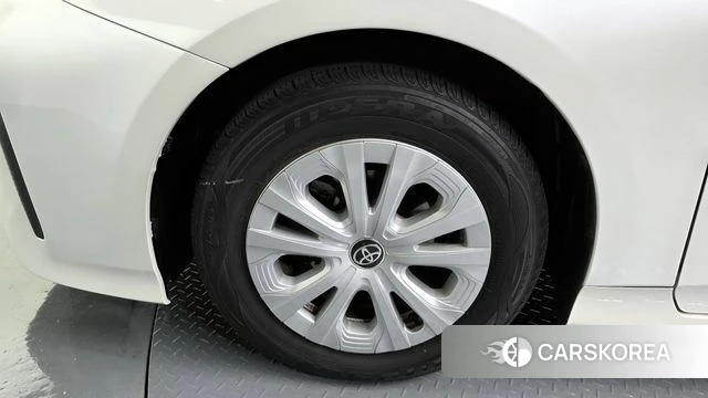 Toyota Prius 4th Generation id 3873185 из Кореи 15