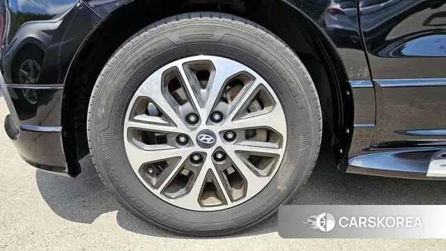 Hyundai The New Grand Starex id 3469786 из Кореи 15