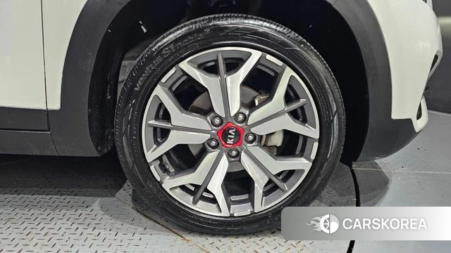 Kia Seltos id 4708161 из Кореи 15
