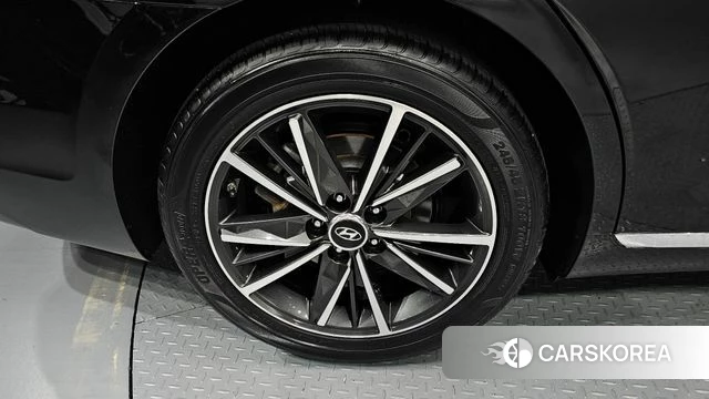 Hyundai The New Grandeur IG id 4416452 из Кореи 29