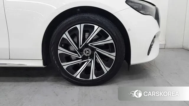 Mercedes-Benz E-Class W214 id 3694785 из Кореи 15