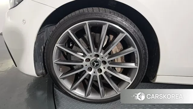 Mercedes-Benz E-Class W213 id 3406945 из Кореи 15