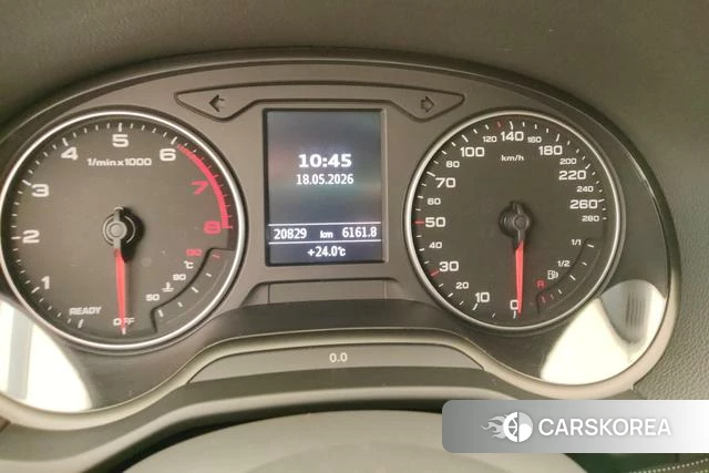 Audi Q2L id 4336222 из Китая 12
