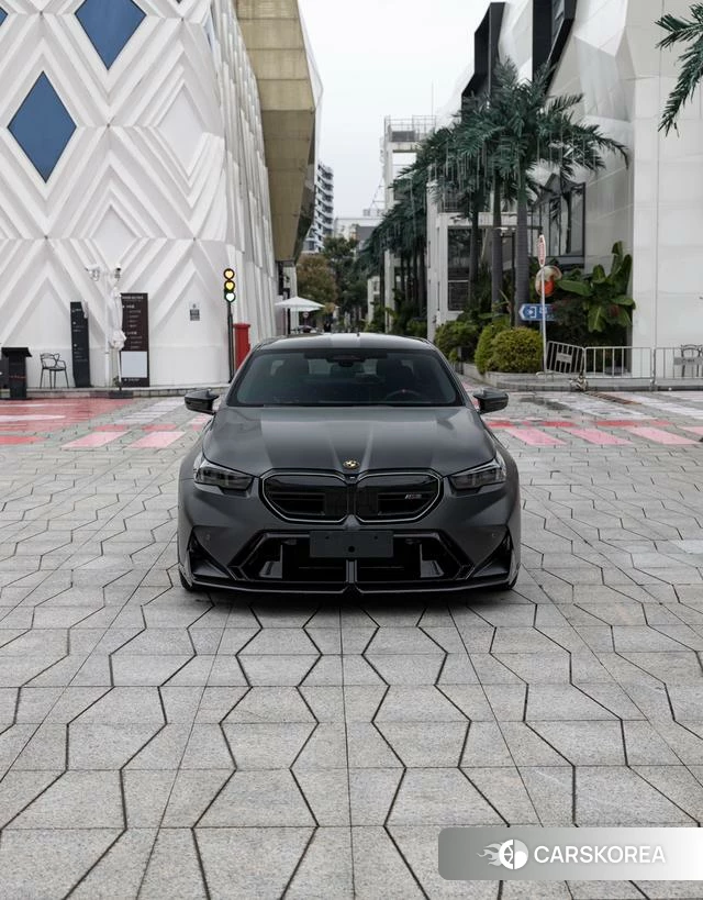 BMW M5 PHEV id 3908795 из Китая 16