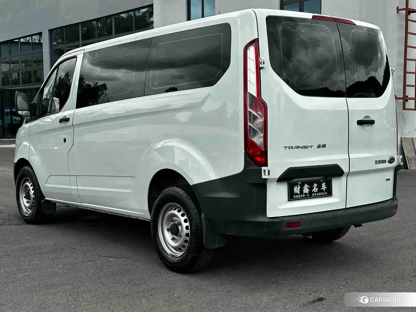 Ford Transit 2023 Белый из Китая, фото 6