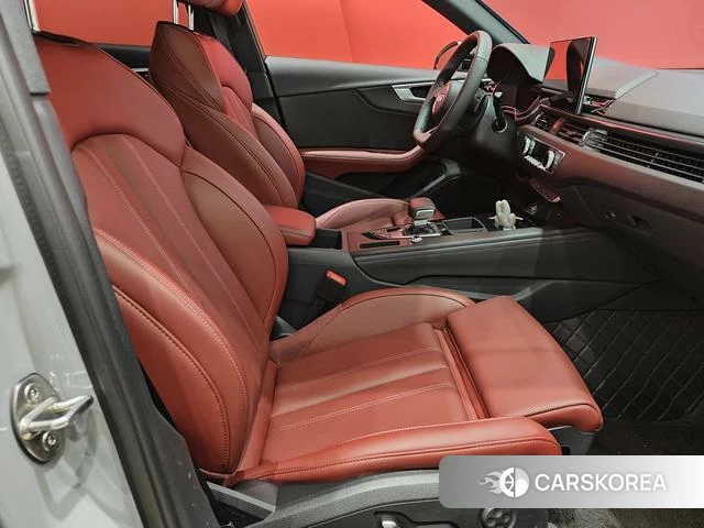 Audi A4L id 4306970 из Китая 10