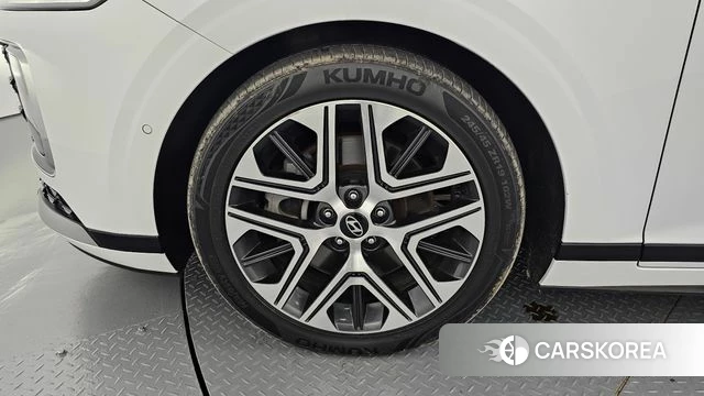 Hyundai Grandeur (GN7) id 4893658 из Кореи 15