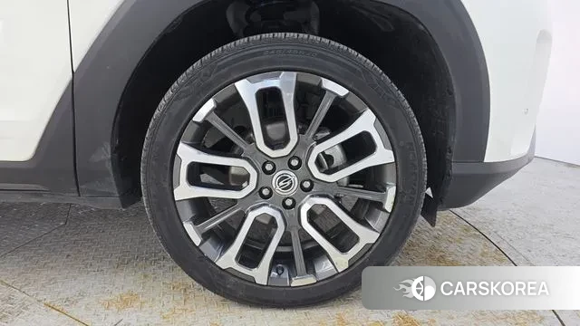 Ssangyong Torres id 3770775 из Кореи 15