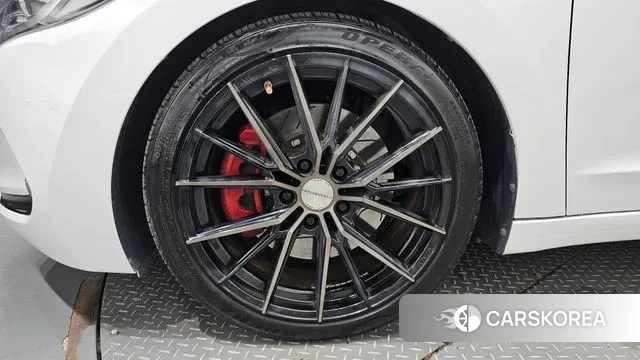 Hyundai Avante AD id 3085749 из Кореи 15