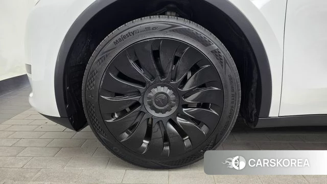 Tesla Model Y id 4315625 из Кореи 31