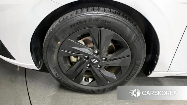 Hyundai Avante (CN7) id 4281888 из Кореи 25