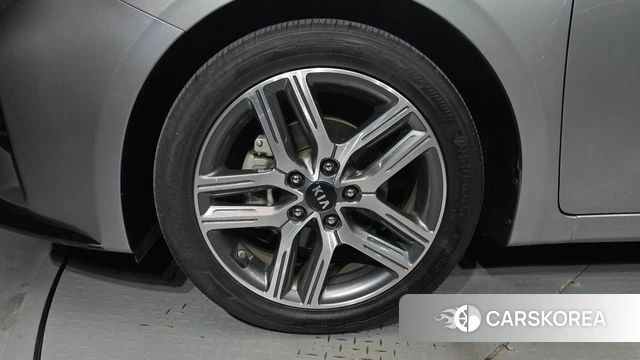 Kia Come New K3 id 3899571 из Кореи 15