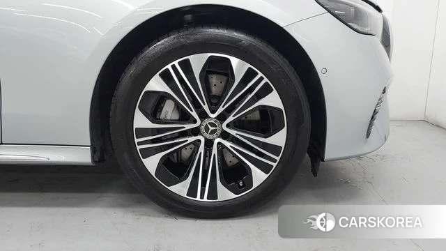 Mercedes-Benz E-Class W214 id 4185717 из Кореи 12