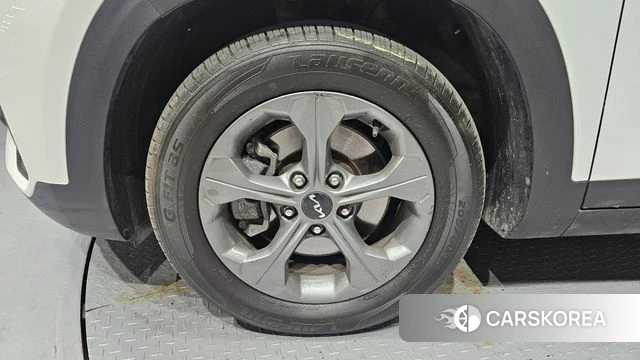 Kia Seltos id 4201955 из Кореи 25