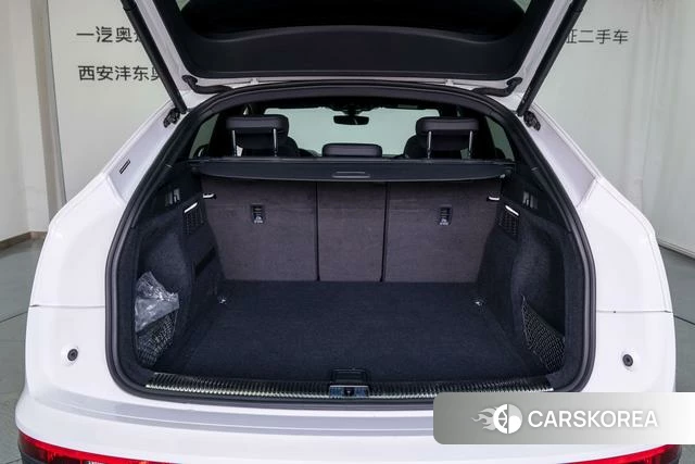Audi Q5L Sportback id 4210653 из Китая 21