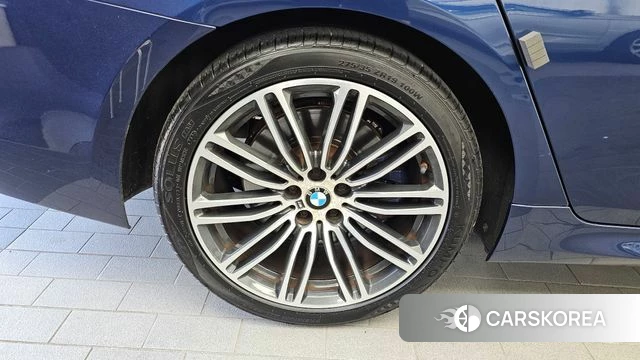 BMW 5 Series (G30) id 4895066 из Кореи 15