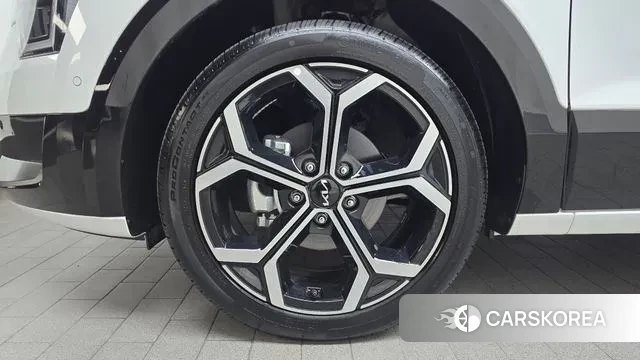 Kia Di Ol Nu Niro id 3299562 из Кореи 15