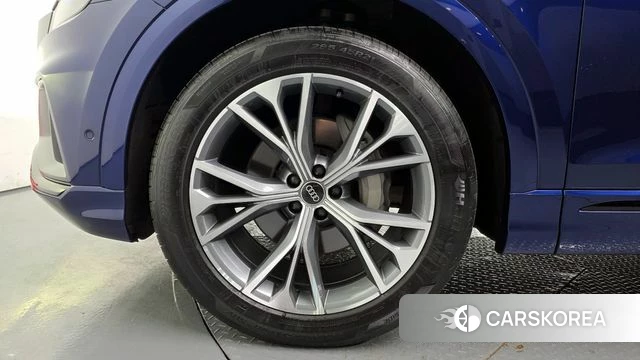 Audi Q8 (4M) id 3851378 из Кореи 15