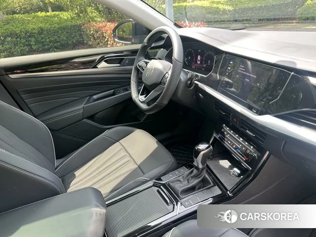 Volkswagen Passat id 4273087 из Китая 12