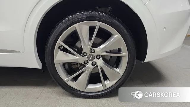 Genesis GV70 id 3691460 из Кореи 15