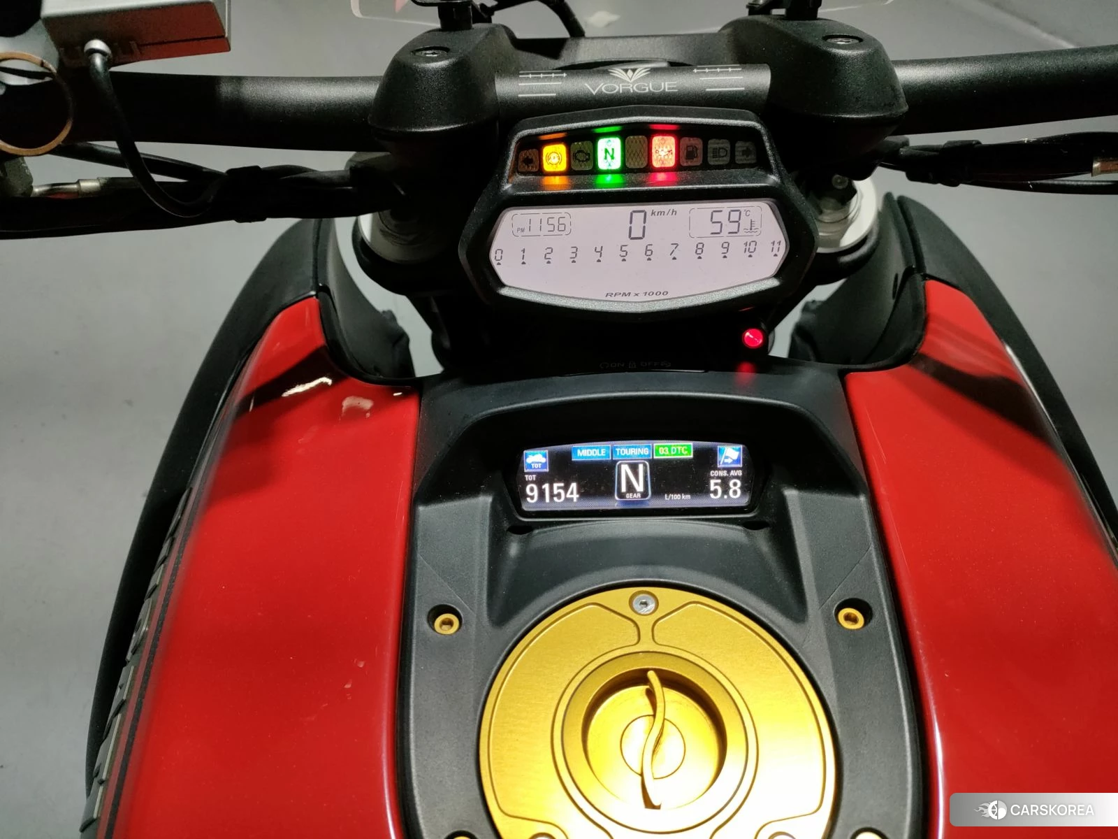 Проданный Ducati DIAVEL CARBON 2012 из Японии, фото 5